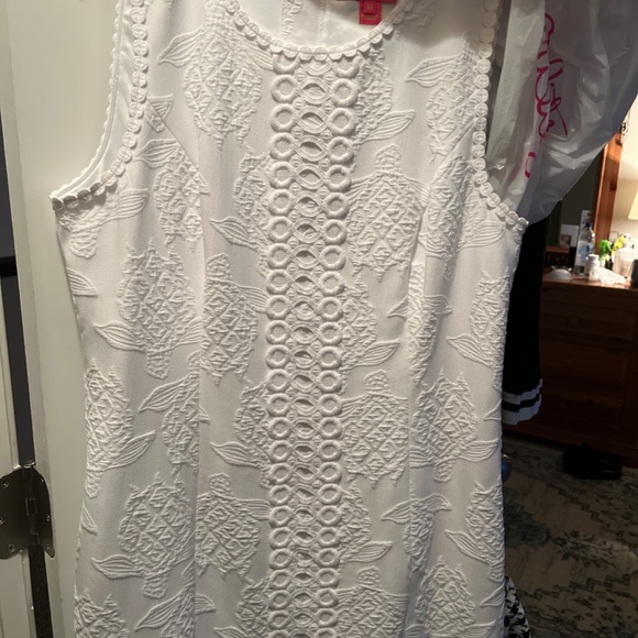 Dress - Picture 3 of 4